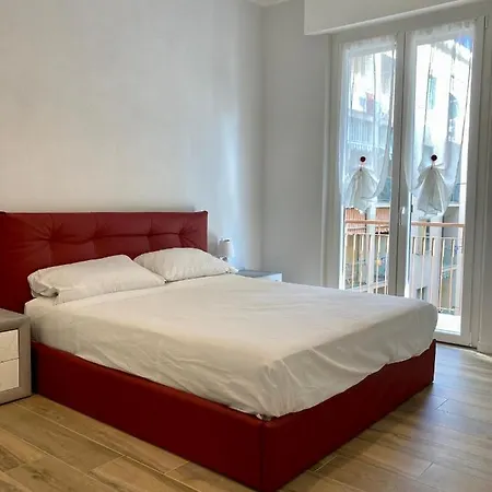 Casa Beatrice, Trilocale Nuovo Completamente Arredato, Compreso Posto Auto アラッシオ