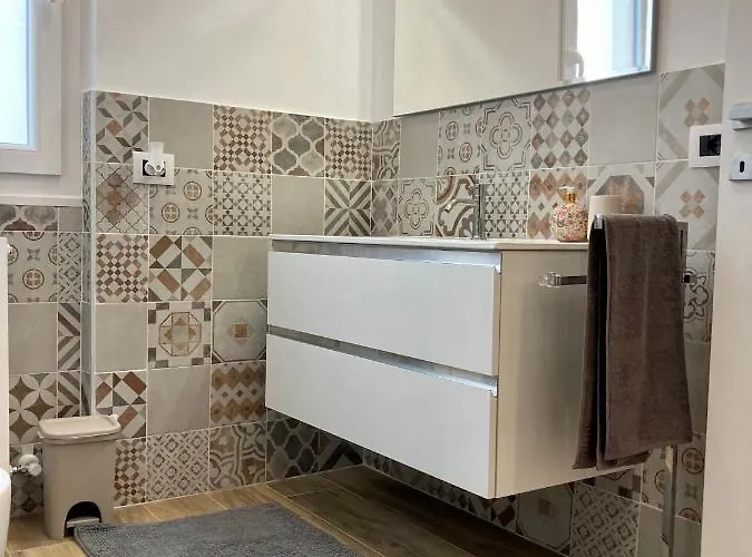 アパート Casa Beatrice, Trilocale Nuovo Completamente Arredato, Compreso Posto Auto アラッシオ